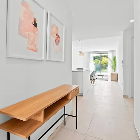 De Lujo En Elviria-marbella A Metros De La Playa Apartment *