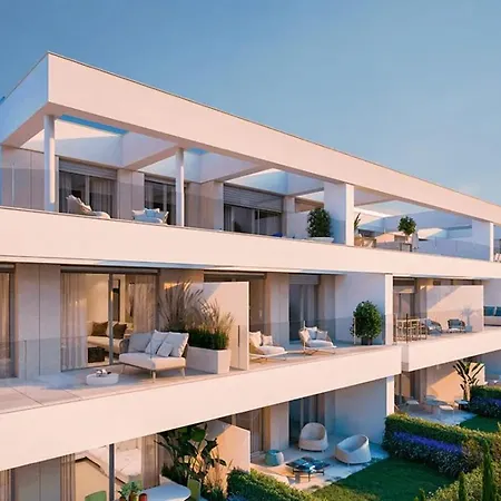 De Lujo En Elviria-marbella A Metros De La Playa Marbella