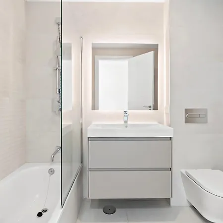 De Lujo En Elviria-marbella A Metros De La Playa Apartment *